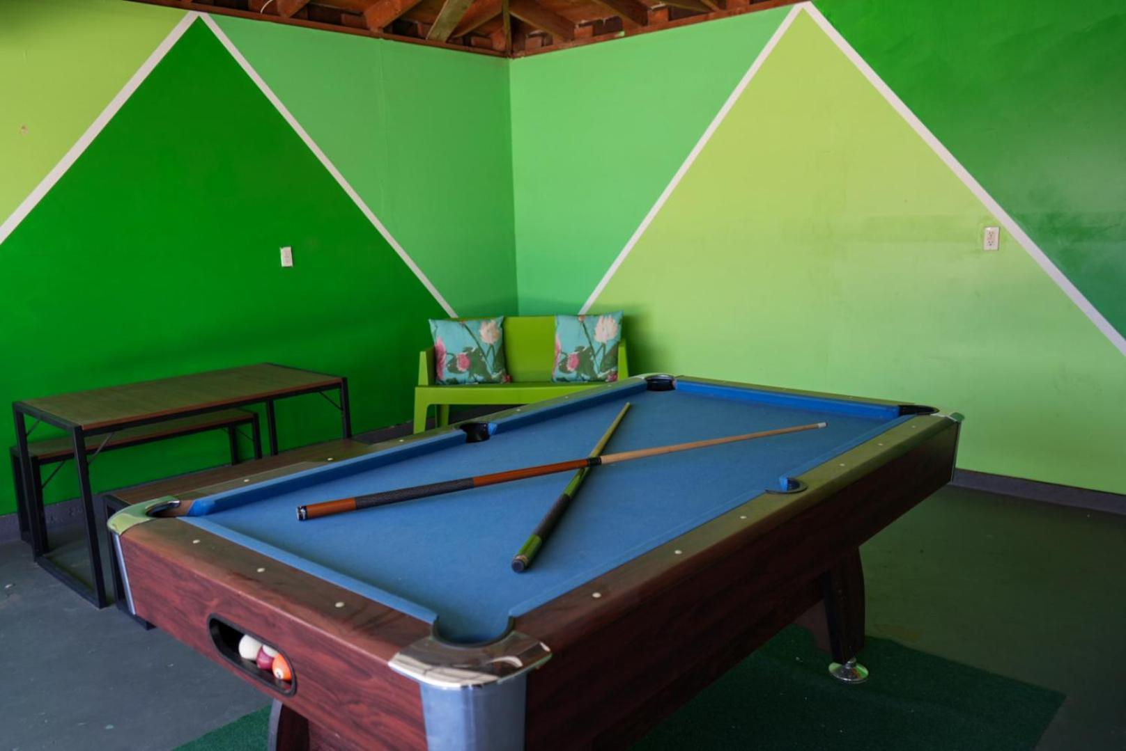 The Pink Cactus - Desert Retreat - Luxe Pool, Golf & Game Room Indio Ngoại thất bức ảnh
