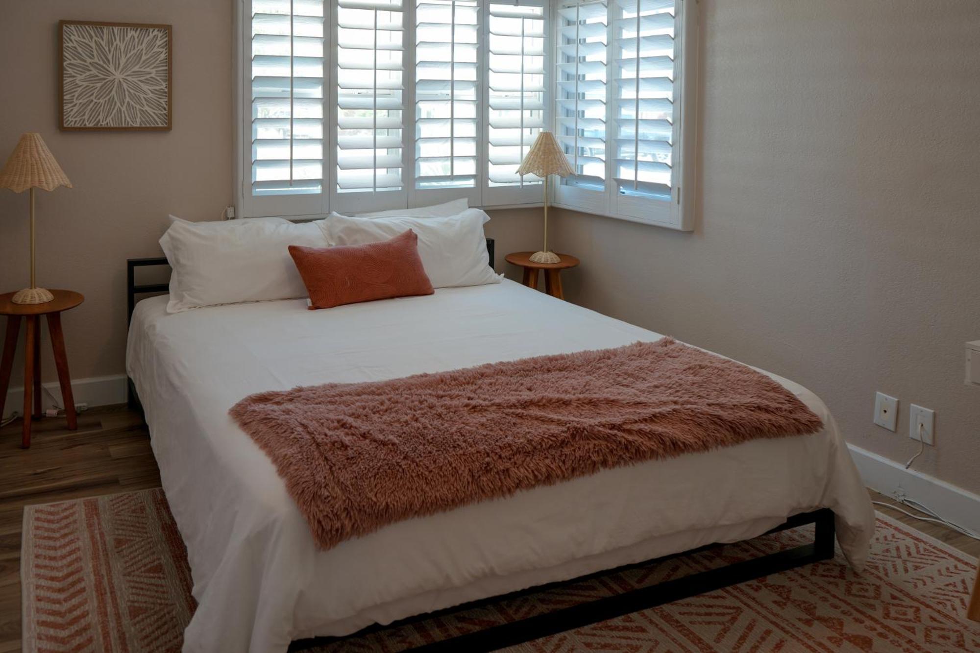 The Pink Cactus - Desert Retreat - Luxe Pool, Golf & Game Room Indio Ngoại thất bức ảnh