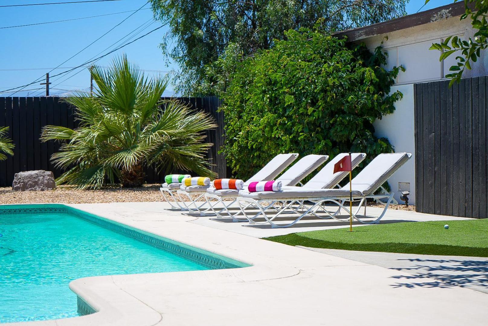 The Pink Cactus - Desert Retreat - Luxe Pool, Golf & Game Room Indio Ngoại thất bức ảnh